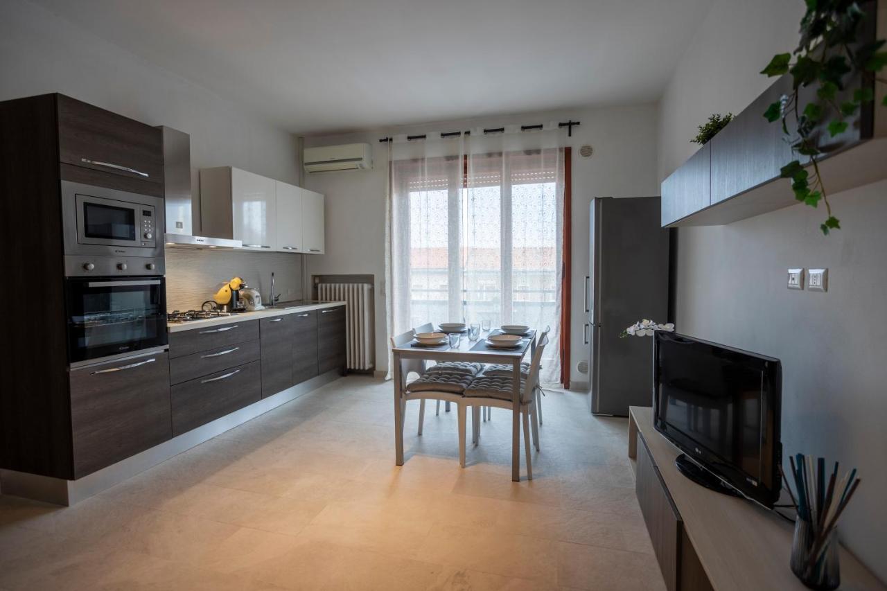 Apartment Tortona -navigli Free Parking Penthouse Con Wifi Mailand